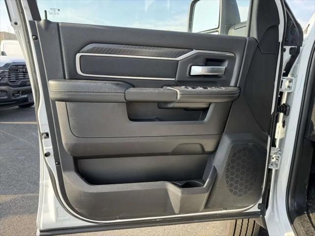 2025 Ram 5500 Tradesman/Big Horn