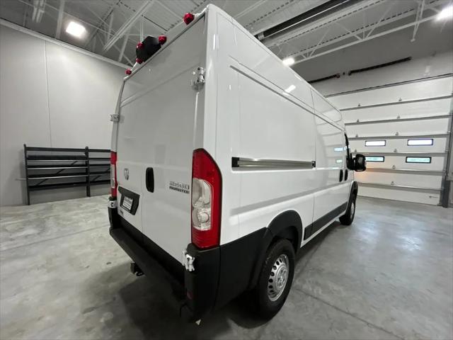 2025 Ram ProMaster 2500 Cargo Van Tradesman High Roof 136" WB w/Pass Seat