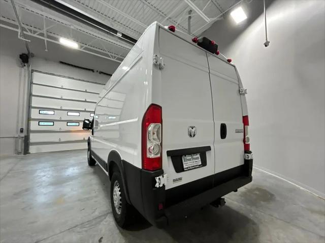 2025 Ram ProMaster 2500 Cargo Van Tradesman High Roof 136" WB w/Pass Seat