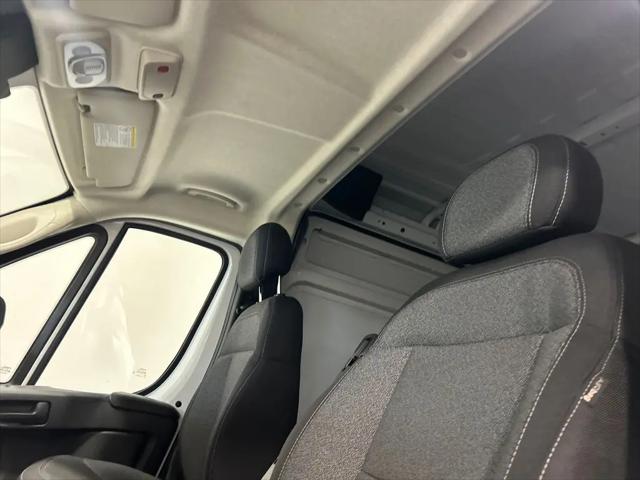2025 Ram ProMaster 2500 Cargo Van Tradesman High Roof 136" WB w/Pass Seat