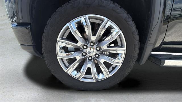 2024 GMC Sierra 1500 4WD Crew Cab Short Box Denali
