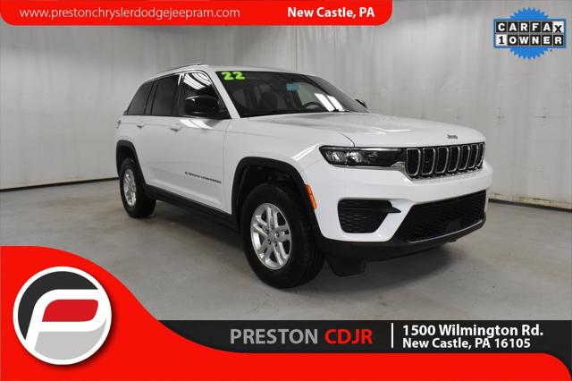 2022 Jeep Grand Cherokee Laredo 4x4