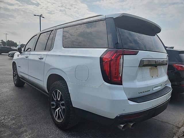 2022 GMC Yukon XL 4WD AT4