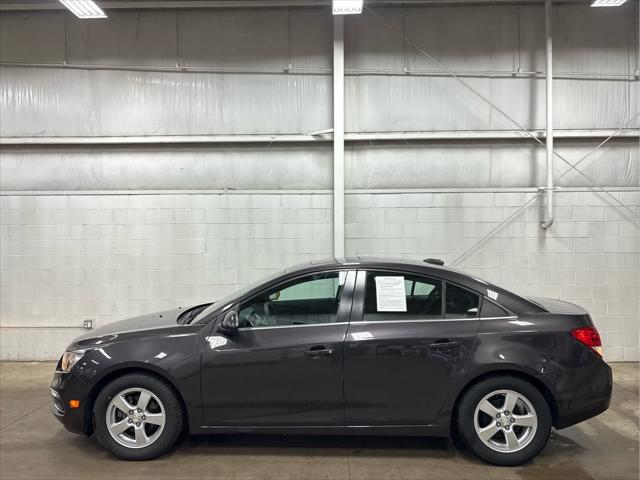 Used 2015 Chevrolet Cruze For Sale in Wilmington, OH