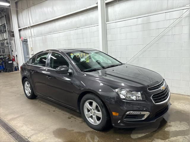 Used 2015 Chevrolet Cruze For Sale in Wilmington, OH