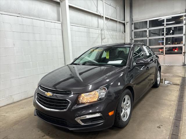 Used 2015 Chevrolet Cruze For Sale in Wilmington, OH