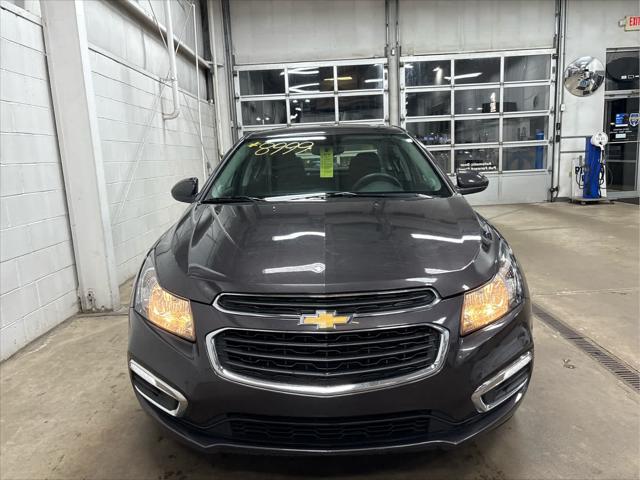 Used 2015 Chevrolet Cruze For Sale in Wilmington, OH