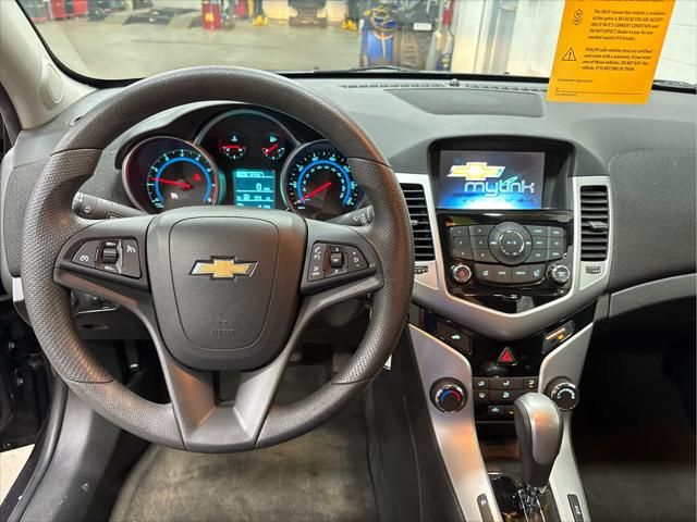 Used 2015 Chevrolet Cruze For Sale in Wilmington, OH
