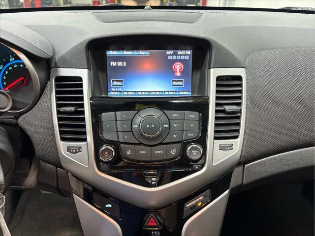 Used 2015 Chevrolet Cruze For Sale in Wilmington, OH