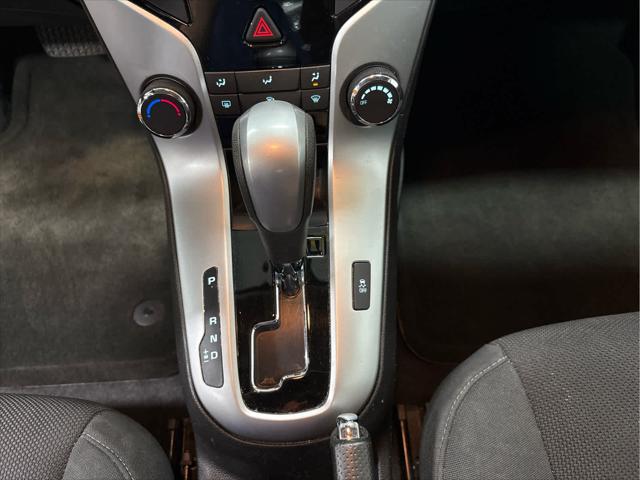 Used 2015 Chevrolet Cruze For Sale in Wilmington, OH