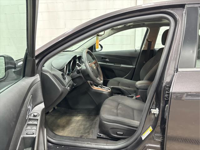 Used 2015 Chevrolet Cruze For Sale in Wilmington, OH