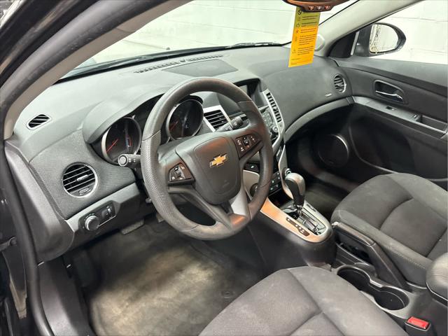 Used 2015 Chevrolet Cruze For Sale in Wilmington, OH