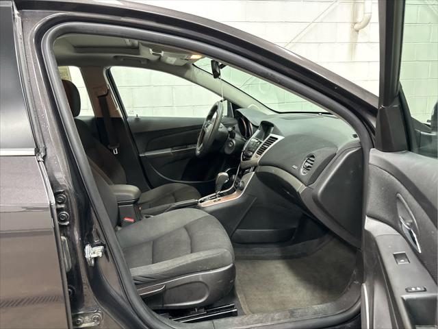 Used 2015 Chevrolet Cruze For Sale in Wilmington, OH
