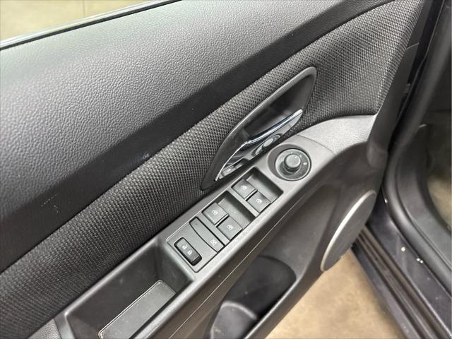 Used 2015 Chevrolet Cruze For Sale in Wilmington, OH