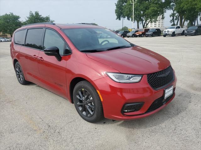 2025 Chrysler Pacifica PACIFICA SELECT