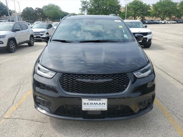 2025 Chrysler Pacifica PACIFICA SELECT