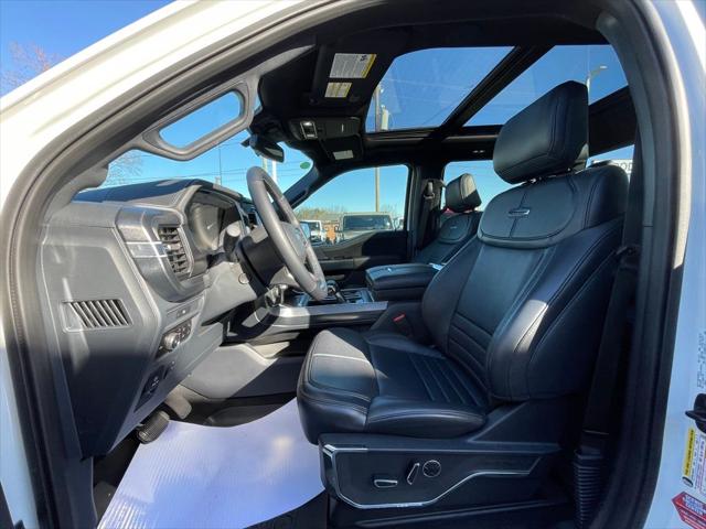 2025 Ford F-150 Platinum