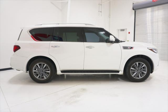 2022 INFINITI QX80 LUXE