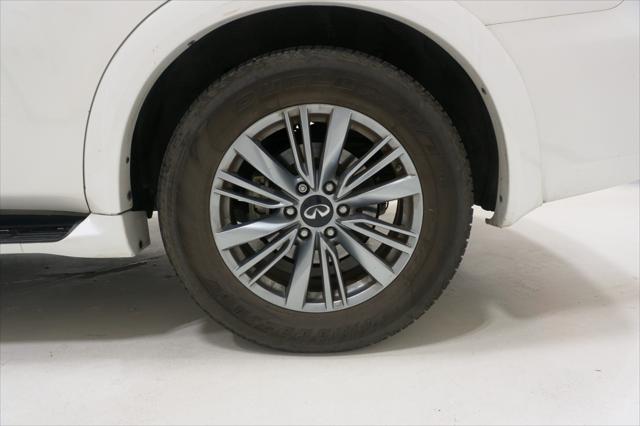 2022 INFINITI QX80 LUXE