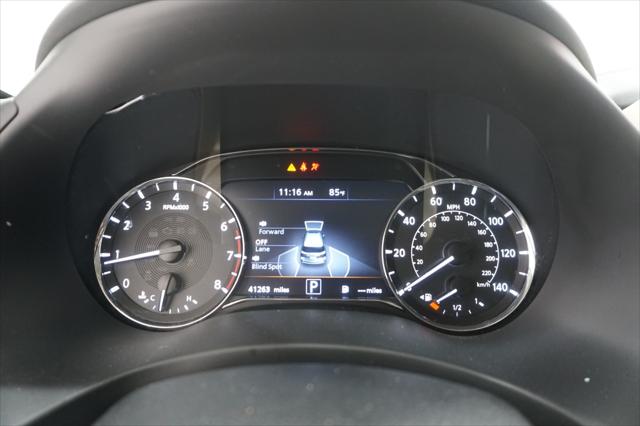 2022 INFINITI QX80 LUXE