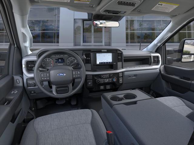 2025 Ford F-550 XL