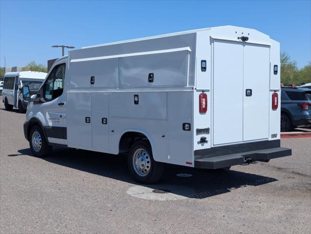 2024 Ford Transit Cutaway Base