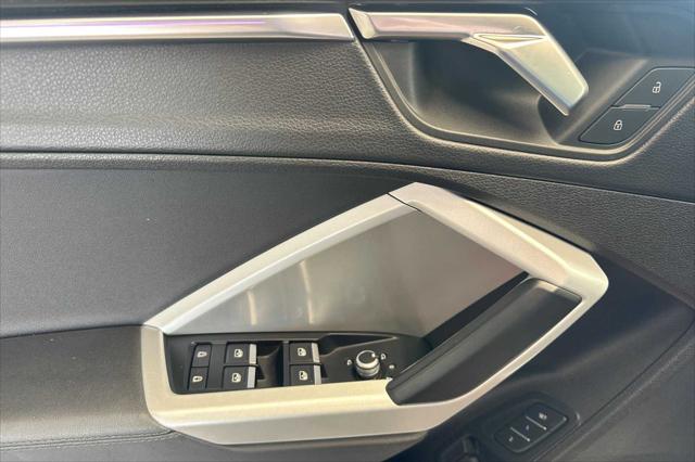 2022 Audi Q3 Premium Plus 45 TFSI S line quattro Tiptronic