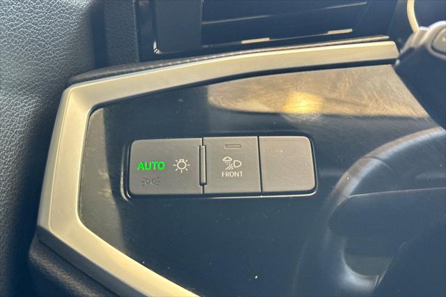 2022 Audi Q3 Premium Plus 45 TFSI S line quattro Tiptronic
