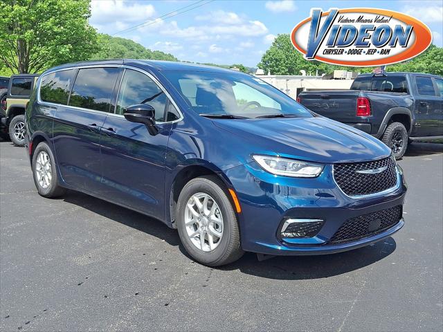 2025 Chrysler Pacifica PACIFICA SELECT