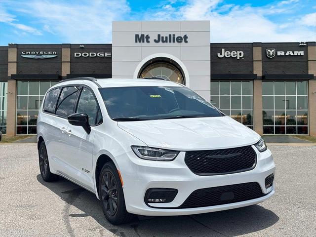2025 Chrysler Pacifica PACIFICA SELECT
