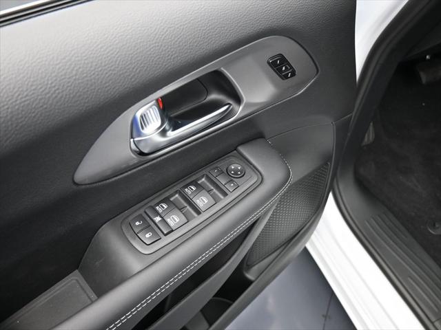 2025 Chrysler Pacifica PACIFICA SELECT