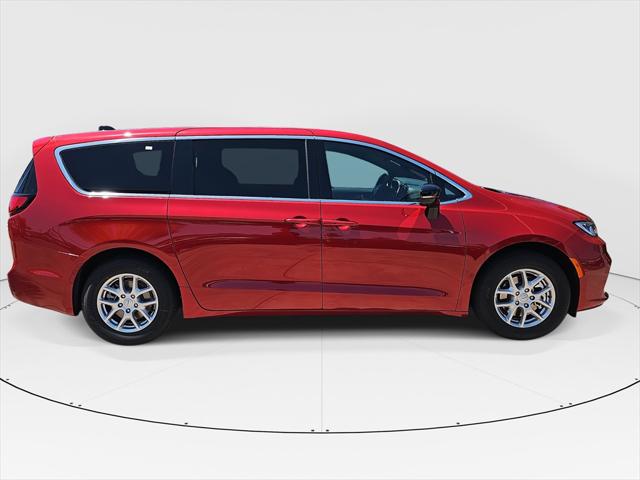 2025 Chrysler Pacifica PACIFICA SELECT
