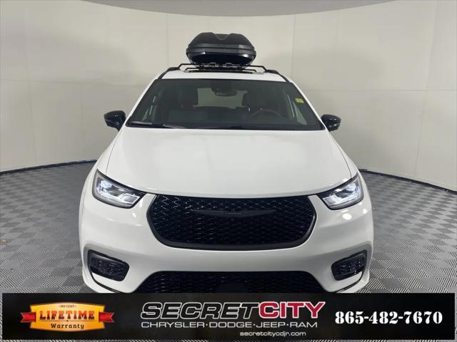2025 Chrysler Pacifica PACIFICA SELECT