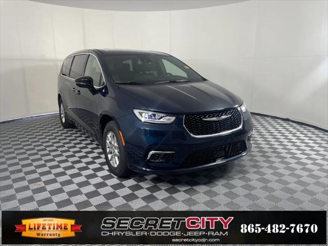 2025 Chrysler Pacifica PACIFICA SELECT