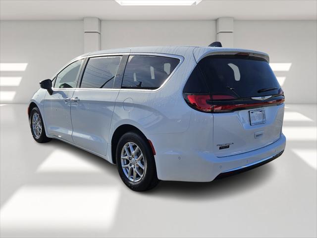2025 Chrysler Pacifica PACIFICA SELECT