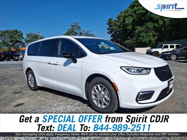 2025 Chrysler Pacifica PACIFICA SELECT
