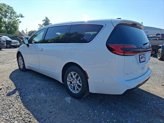 2025 Chrysler Pacifica PACIFICA SELECT