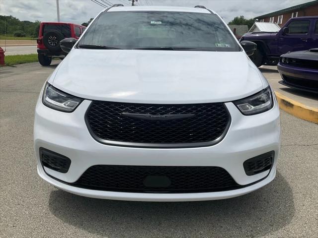 2025 Chrysler Pacifica PACIFICA SELECT