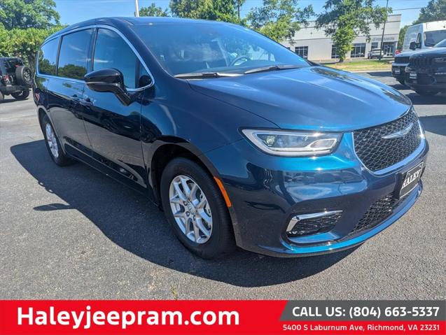2025 Chrysler Pacifica PACIFICA SELECT