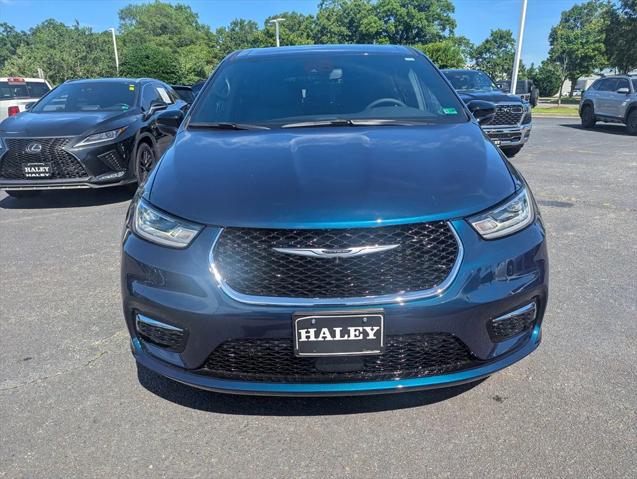 2025 Chrysler Pacifica PACIFICA SELECT