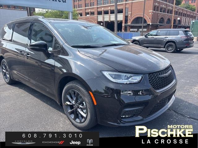 2025 Chrysler Pacifica PACIFICA SELECT