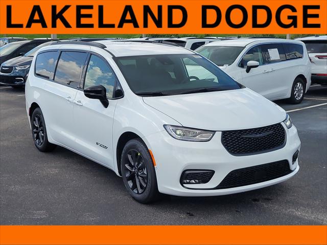 2025 Chrysler Pacifica PACIFICA SELECT