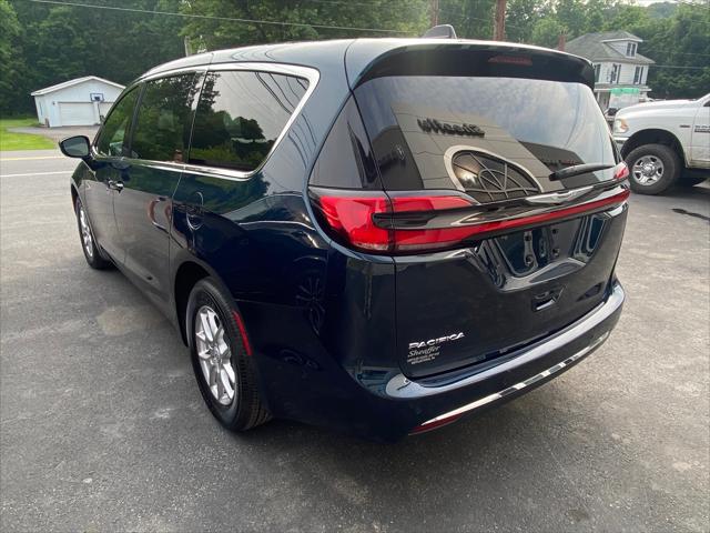 2025 Chrysler Pacifica PACIFICA SELECT
