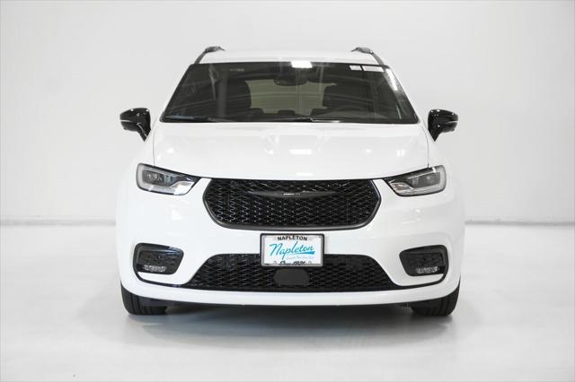 2025 Chrysler Pacifica PACIFICA SELECT