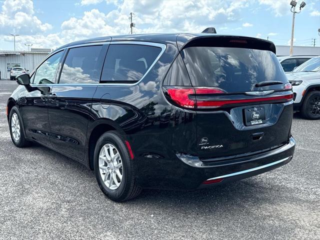 2025 Chrysler Pacifica PACIFICA SELECT