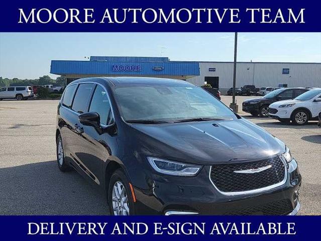 2025 Chrysler Pacifica PACIFICA SELECT