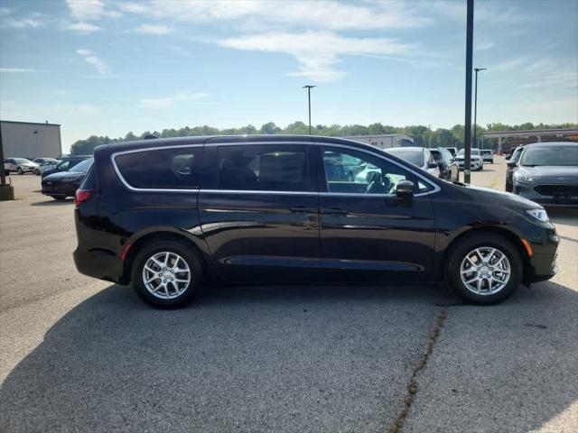 2025 Chrysler Pacifica PACIFICA SELECT