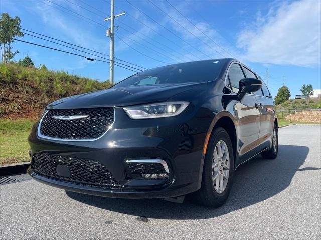 2025 Chrysler Pacifica PACIFICA SELECT