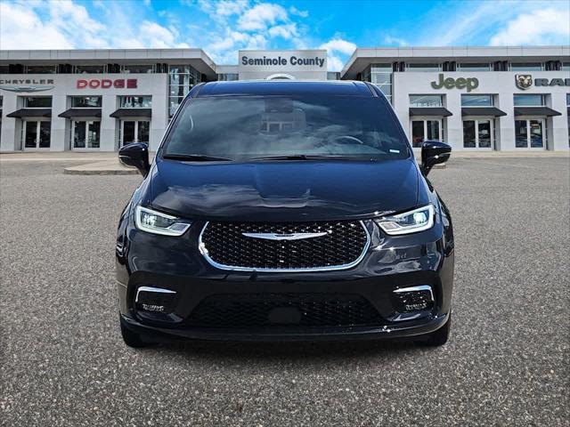 2025 Chrysler Pacifica PACIFICA SELECT