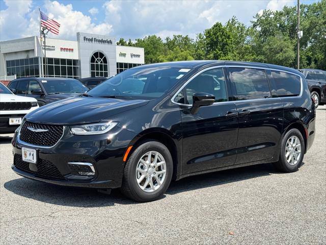 2025 Chrysler Pacifica PACIFICA SELECT